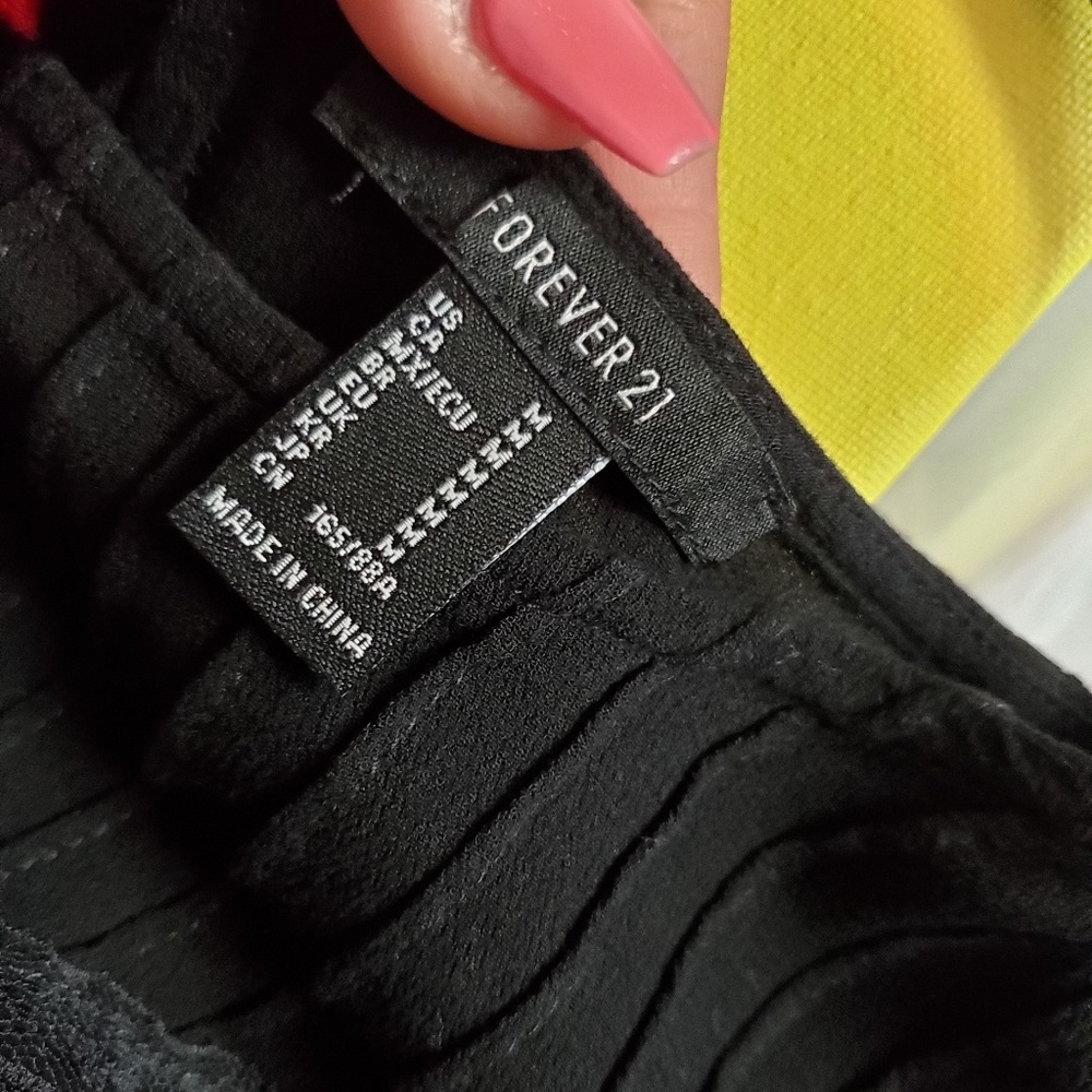 Top - Picture 3 of 3